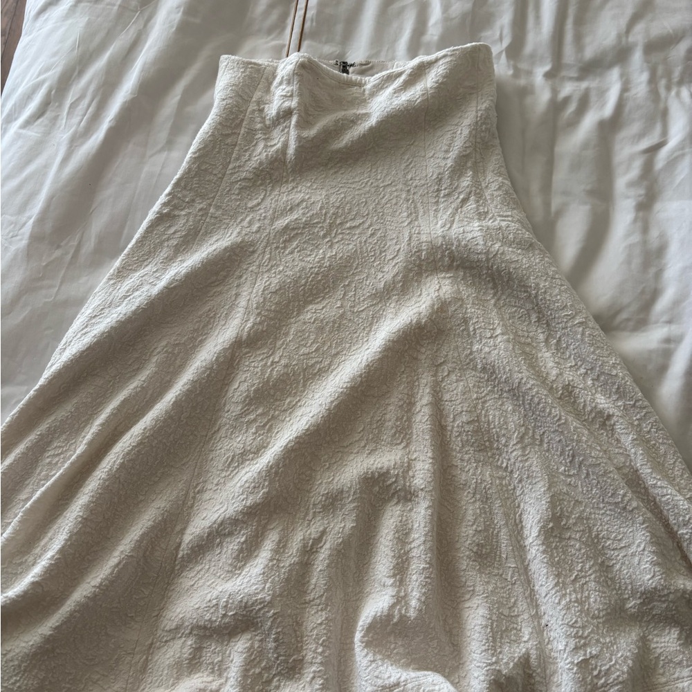 Alice + Olivia Cream Textured Skirt